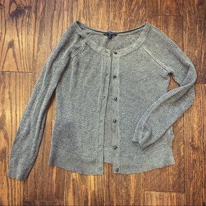 Grey sweater